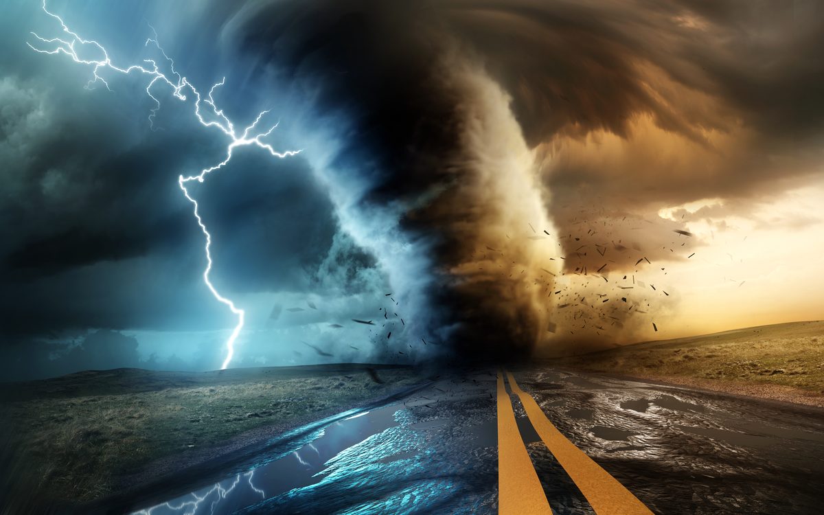 Chasing Light Through Storm: The Art of Weather Photography