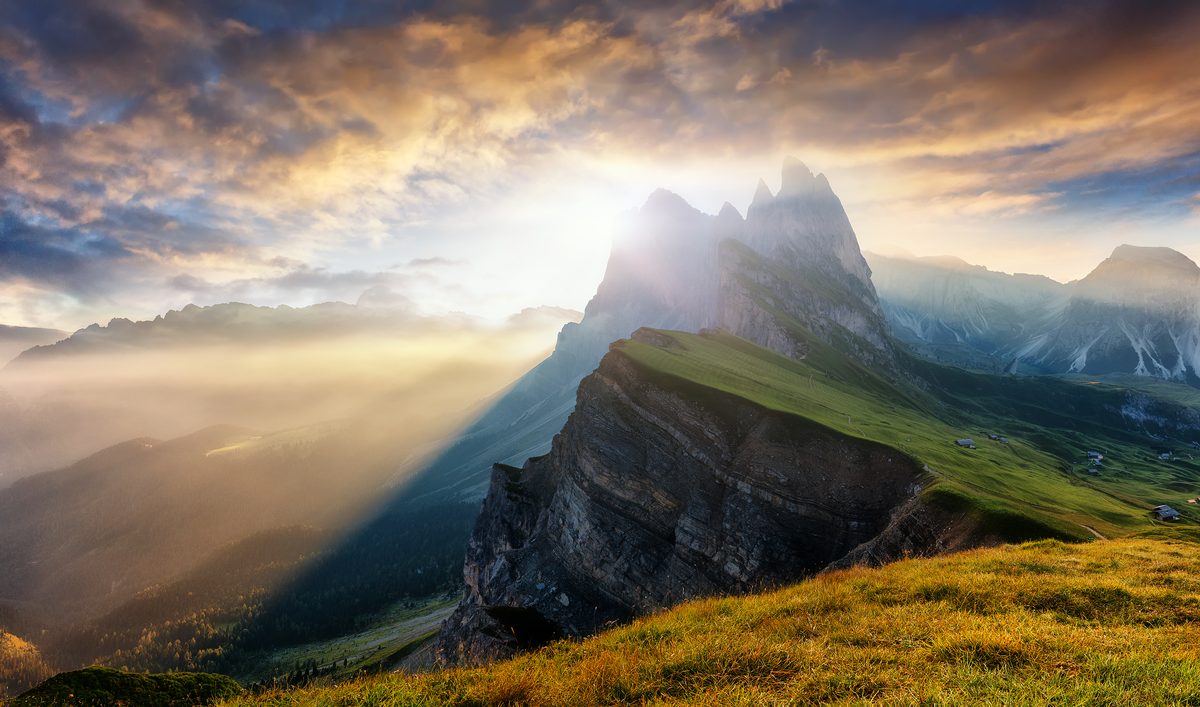 Mastering Focus Stacking: The Path to Infinite Sharpness in Landscape Photography