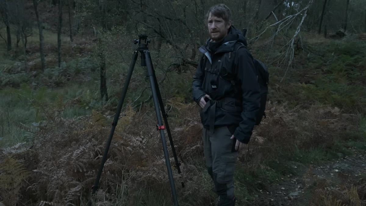 Heaton attaching a telephoto lens to the GFX50R